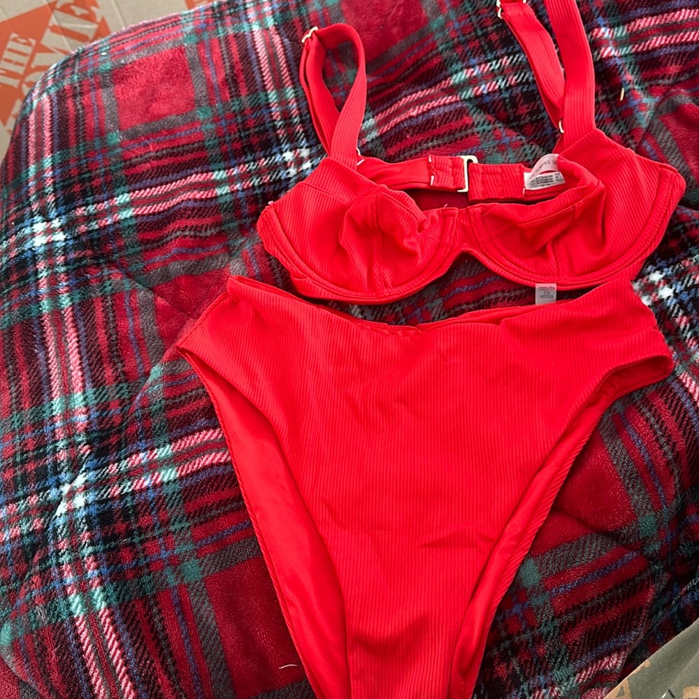 VICTORIA SECRET HIGH CUT TUMMY CONTROL RED (s) bikini SET